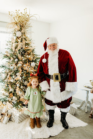 Santa Glass House 2024-Batting-59