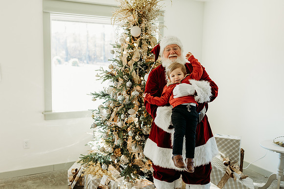 Santa Glass House 2024-Trammell-138