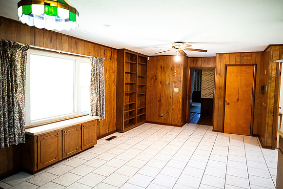 1600 Summit Dr-47