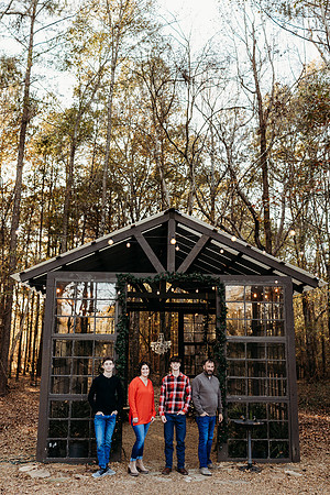Glass House Family-Thompson-529