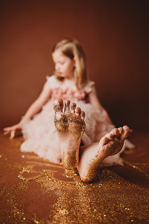 Glitter-Dempsey-265