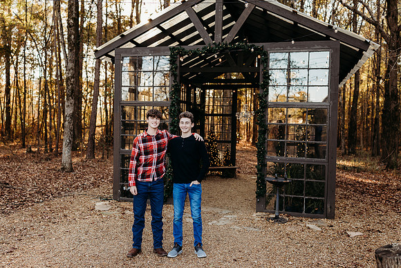 Glass House Family-Thompson-181