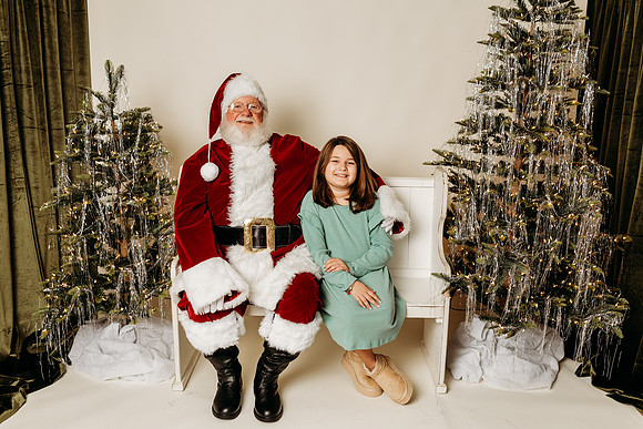 Studio Santa 2024-205