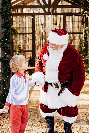 Santa Glass House 2024-Moore-38