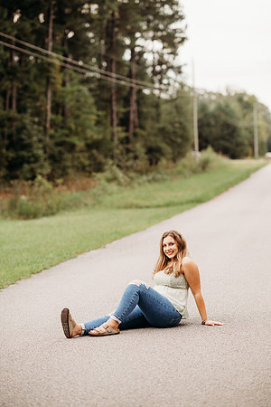 Senior-Carli-437