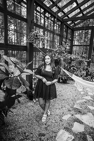 Senior-Carli-33