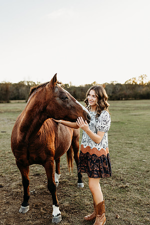 Senior-Riley-421