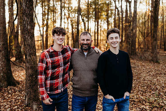 Glass House Family-Thompson-393
