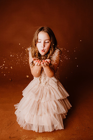 Glitter-Hindsman-160
