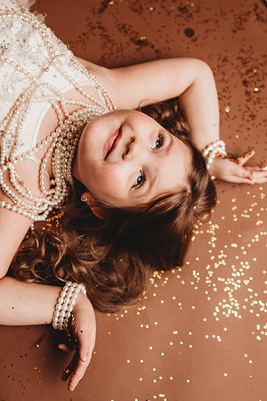 Glitter-Becky and Belle-400