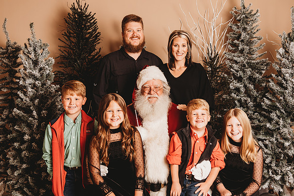Santa 2021-Nov 13th-2-672