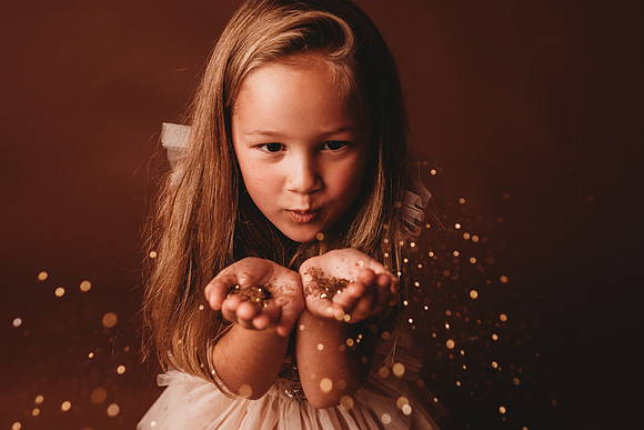 Glitter-Gossett-689