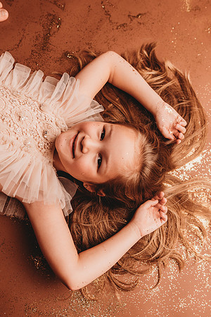Glitter-Gossett-687