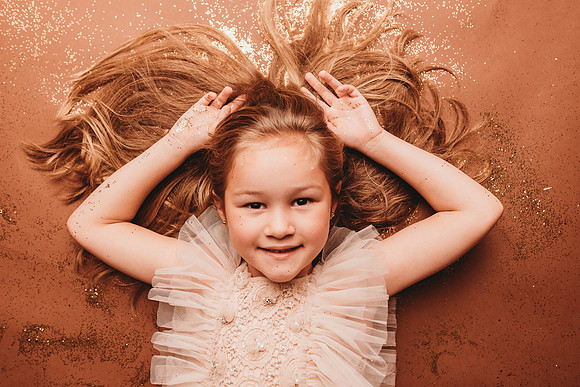 Glitter-Gossett-598