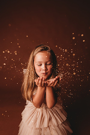 Glitter-Gossett-86