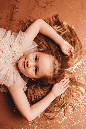 Glitter-Gossett-153