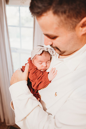 Newborn-Barclay-191