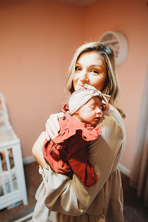 Newborn-Barclay-177