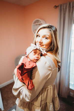 Newborn-Barclay-231