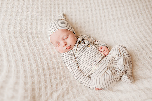 Newborn-Strickland-250-Edit