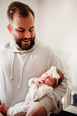 Newborn-Hindsman-270
