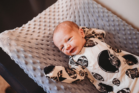 Newborn-Easton-213
