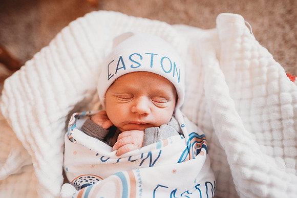 Newborn-Easton-343