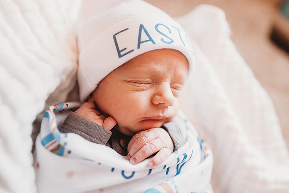 Newborn-Easton-347