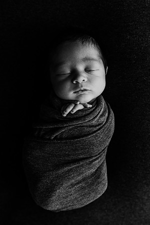 Newborn-Chandler-16-2
