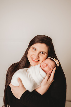 Newborn-Scott-Clay-180