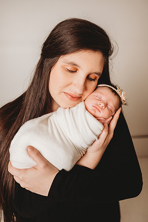 Newborn-Scott-Clay-206
