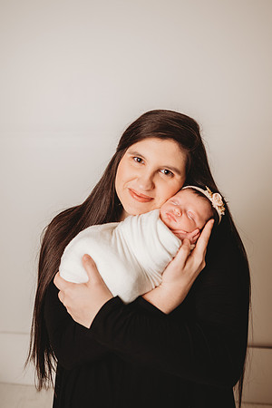 Newborn-Scott-Clay-235