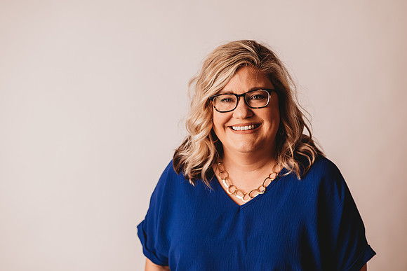 Headshots-Leslie Hopper-52