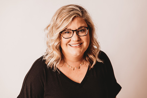 Headshots-Leslie Hopper-165