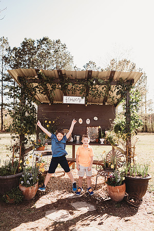 Farmstand-Skelton-90