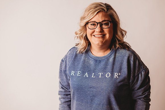 Headshots-Leslie Hopper-78