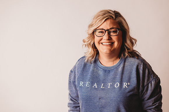 Headshots-Leslie Hopper-66