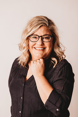 Headshots-Leslie Hopper-115