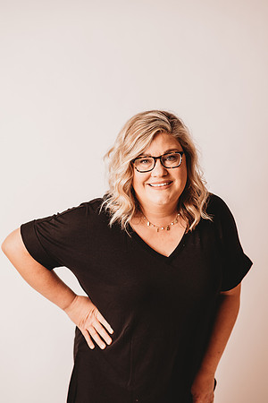 Headshots-Leslie Hopper-103