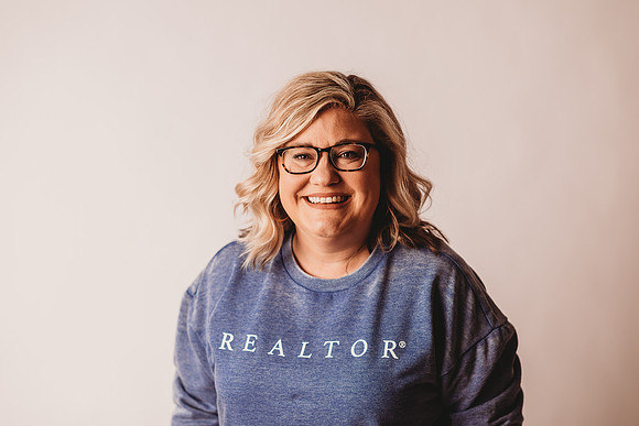 Headshots-Leslie Hopper-20