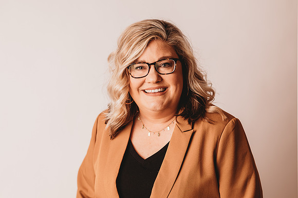 Headshots-Leslie Hopper-177