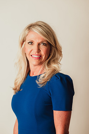Headshots-Kristi Cromer-112