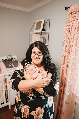 Newborn-Vivian_-327