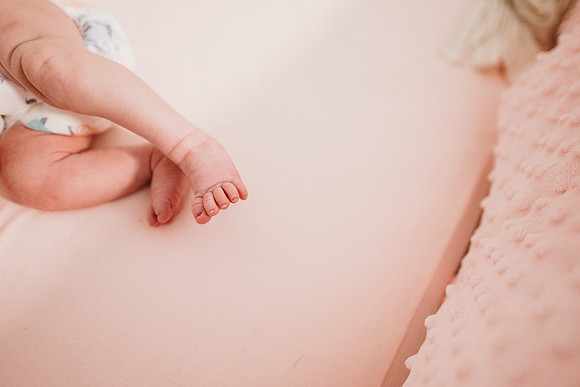 Newborn-Vivian_-296