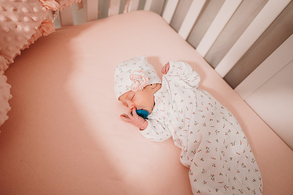 Newborn-Vivian_-178
