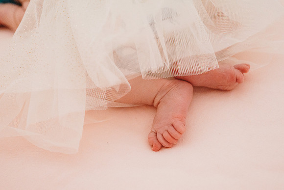 Newborn-Vivian_-303
