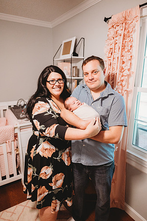 Newborn-Vivian_-165