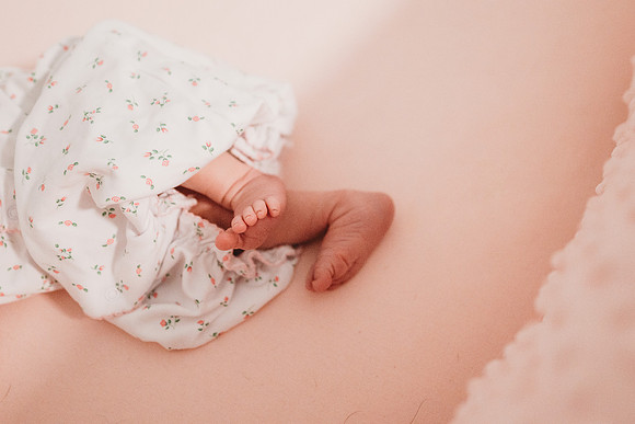 Newborn-Vivian_-188