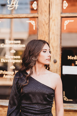 Senior-McKenna Ponder-318