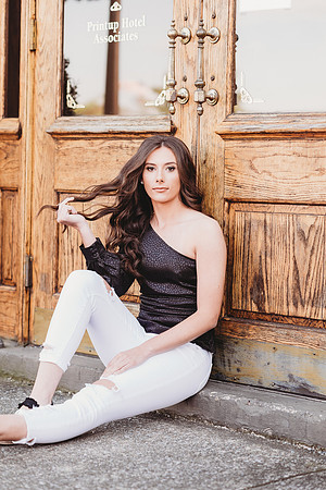 Senior-McKenna Ponder-434